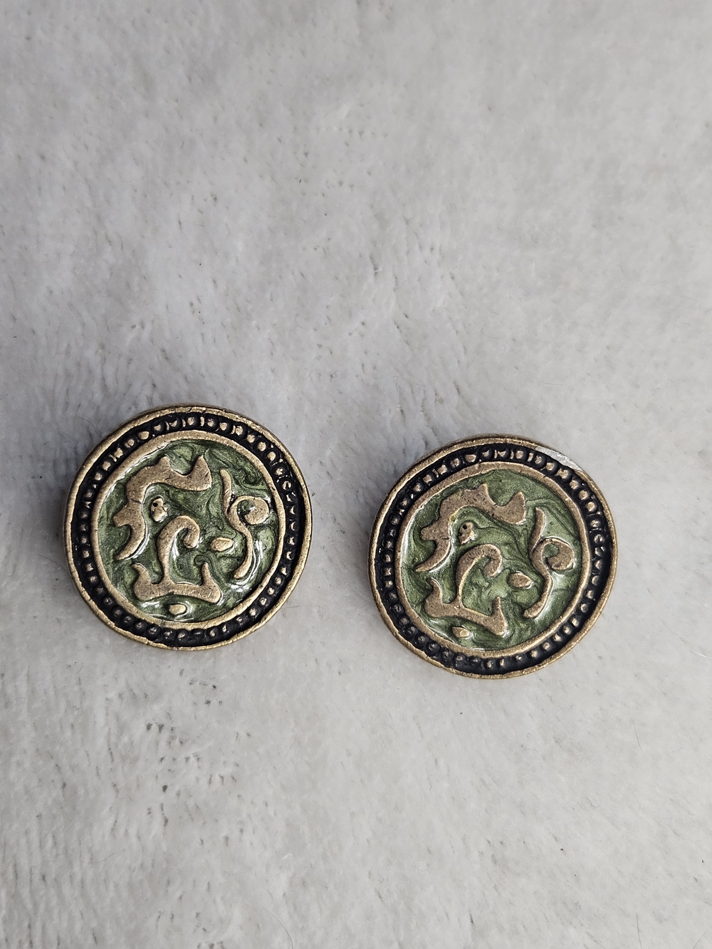 Chico's Green and Gold Round Filigree Stud Earrings-minor Chip